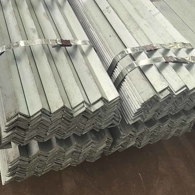 Горячая оцинкованная угловая сталь / угловой ствол ASTM A36 Ширина 30/40/50 мм