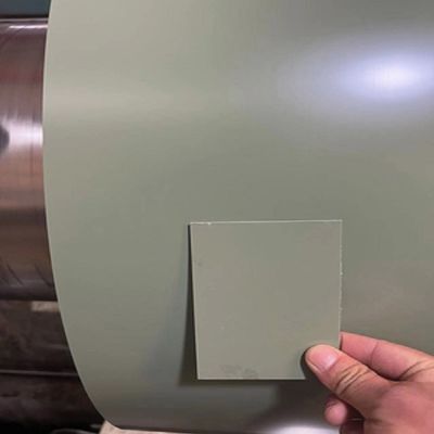 Цветная покрытая стальная катушка PPGI для изготовления гофрированного металлического кровельного листа